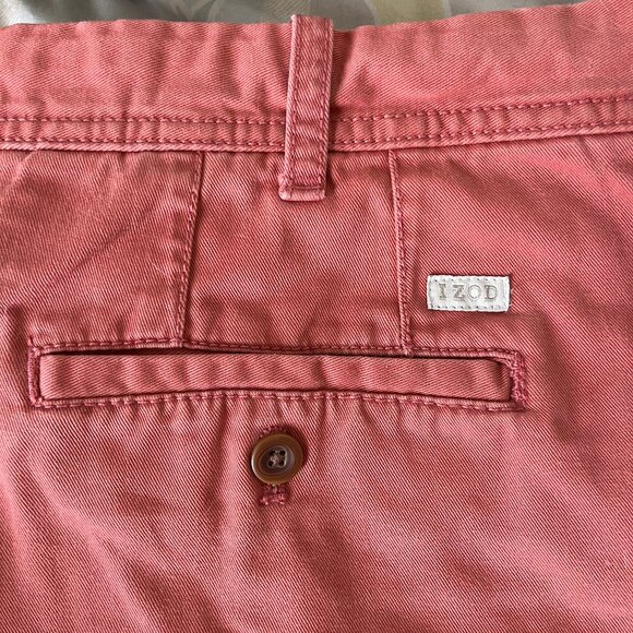 IZOD Coral Summer Shorts - Picture 3 of 4